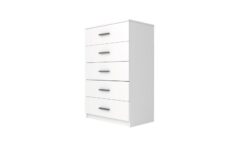 Biała komoda Combo Mat z pięcioma szufladami i srebrnymi uchwytami, nowoczesny design