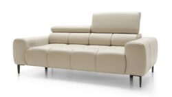 Sofa Plaza 2 osobowa ze skóry naturalnej w nowoczesnym wnętrzu z regulowanymi zagłówkami