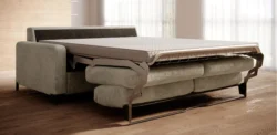 Sofa rozkładana Tino 120 w tkaninie Poso-100 z funkcją spania i włoskim systemem rozkładania Rapid