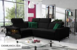 Narożnik nierozkładany Belutti II w tkaninie Casablanca-2301 z czarnymi metalowymi nóżkami