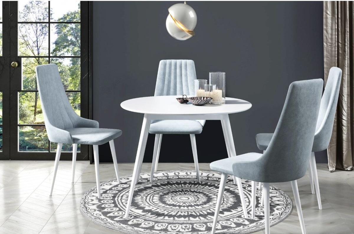 Krzesło tapicerowane MW93 z drewna bukowego w klasycznym stylu na białym tle