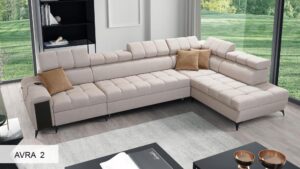 Sklep z meblami drewnianymi i tapicerowanymi